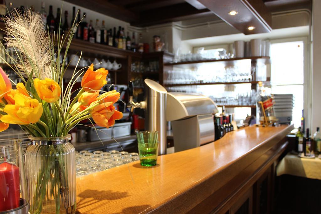 Hotel Restaurant Schweizerhaus Klagenfurt am Wörthersee Extérieur photo